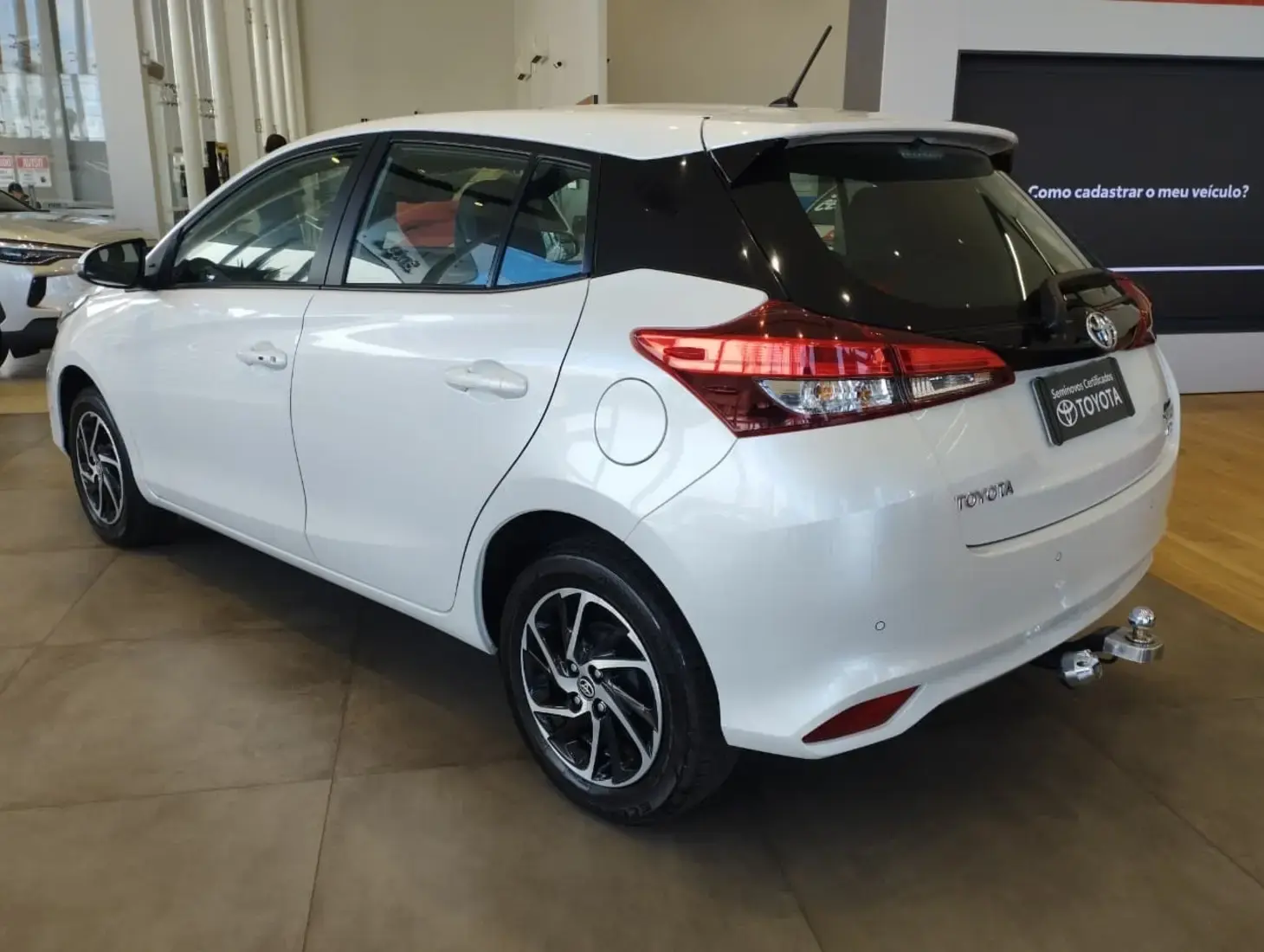 galeria TOYOTA YARIS XLS HATCH