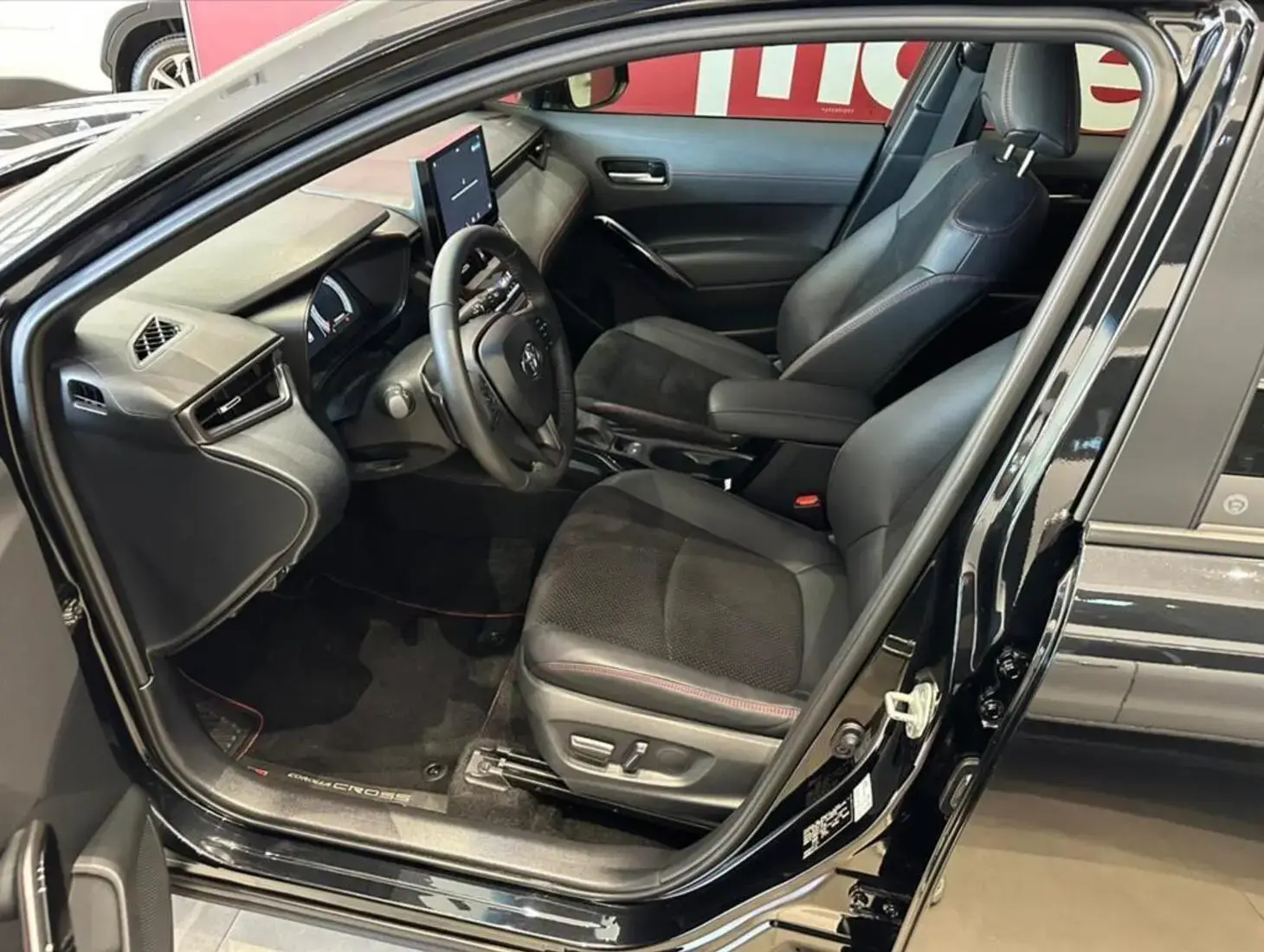 galeria COROLLA CROSS