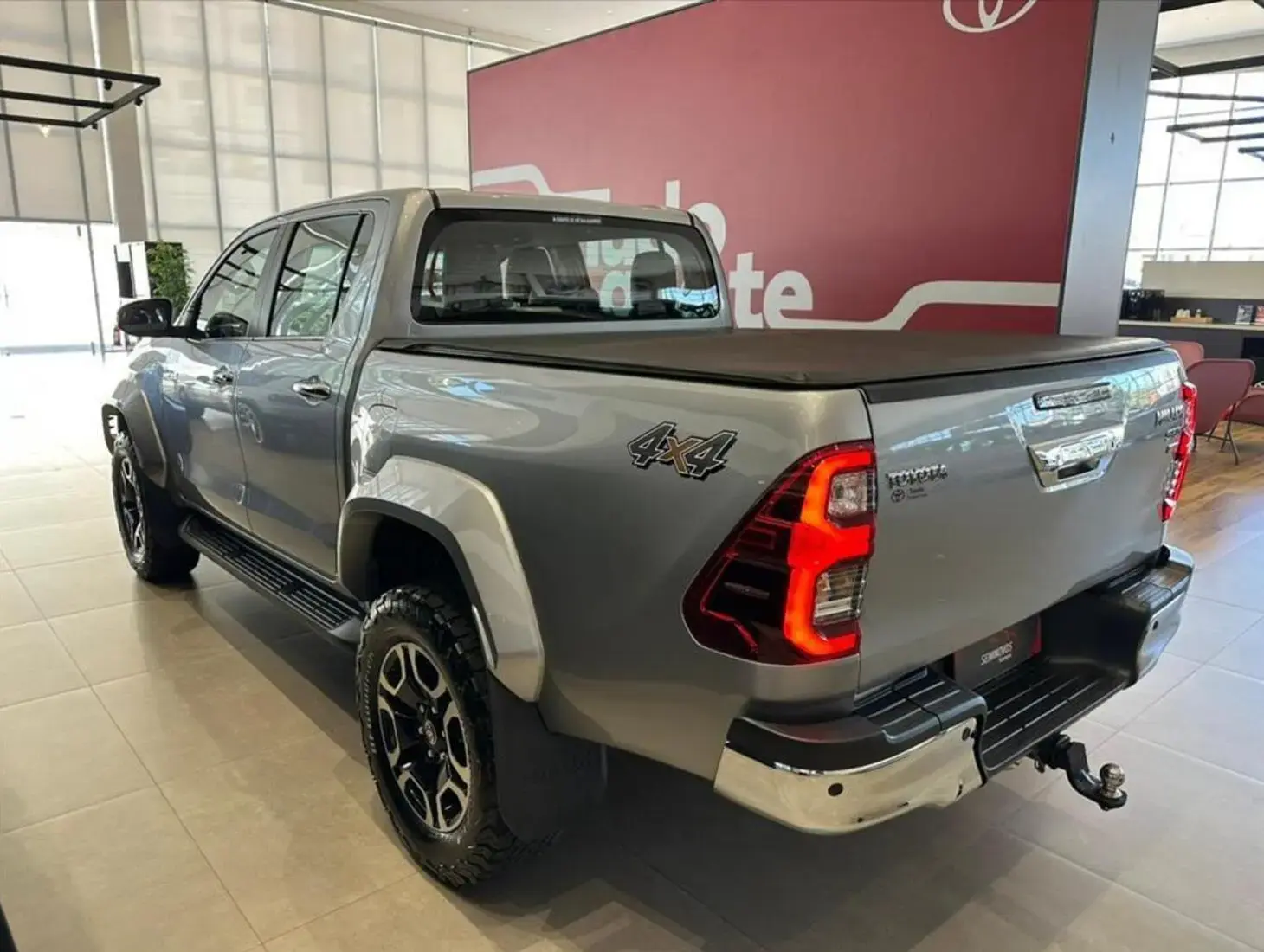 galeria HILUX