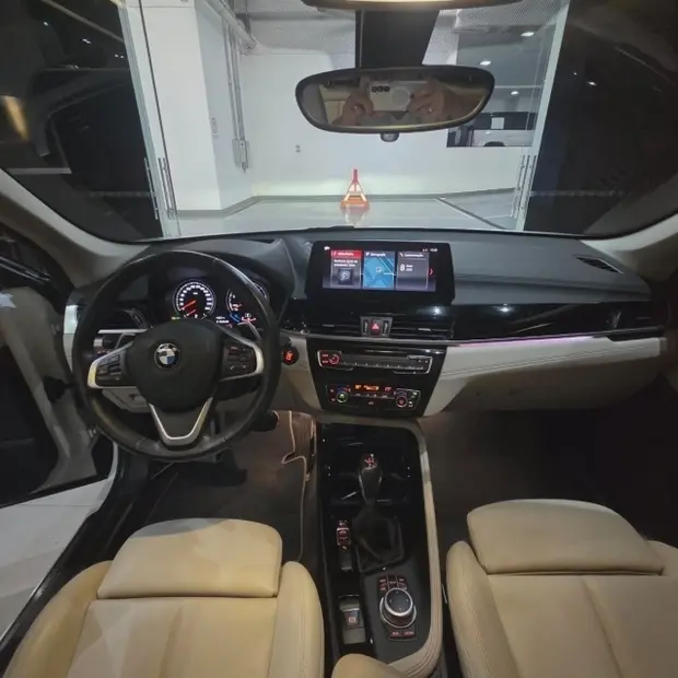 Bmw X1 2.0 16V TURBO ACTIVEFLEX SDRIVE20I X-LINE 4P AUTOMÁTICO