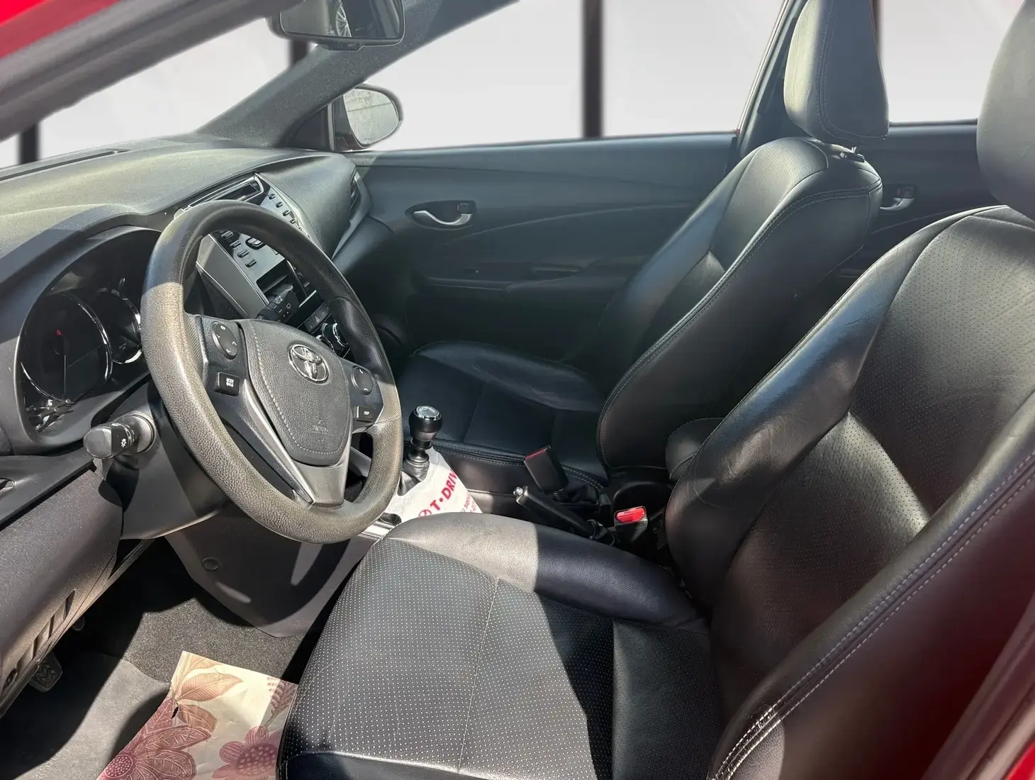 galeria Yaris
