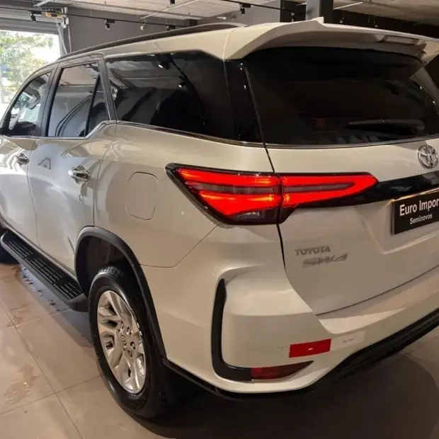 Toyota SW4 SRX Platinum 2.8 Turbodiesel 4x4 (Aut.) (5 Lugares)