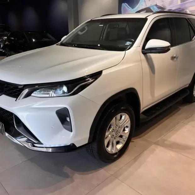 Toyota SW4 SRX Platinum 2.8 Turbodiesel 4x4 (Aut.) (5 Lugares)
