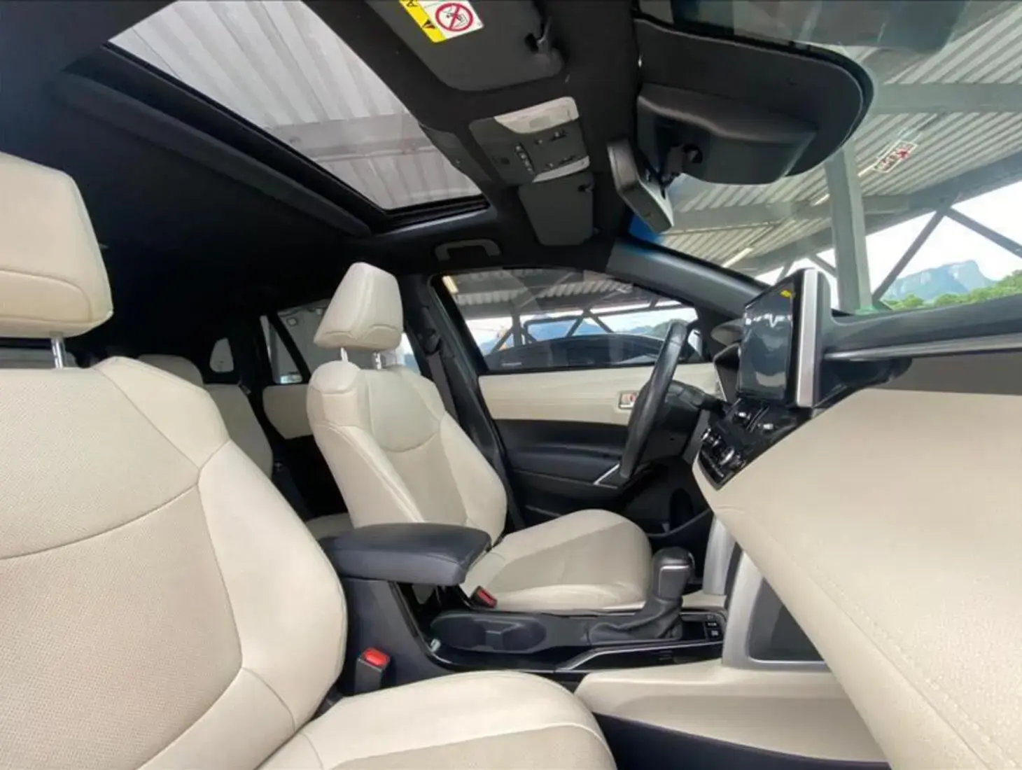 galeria COROLLA CROSS