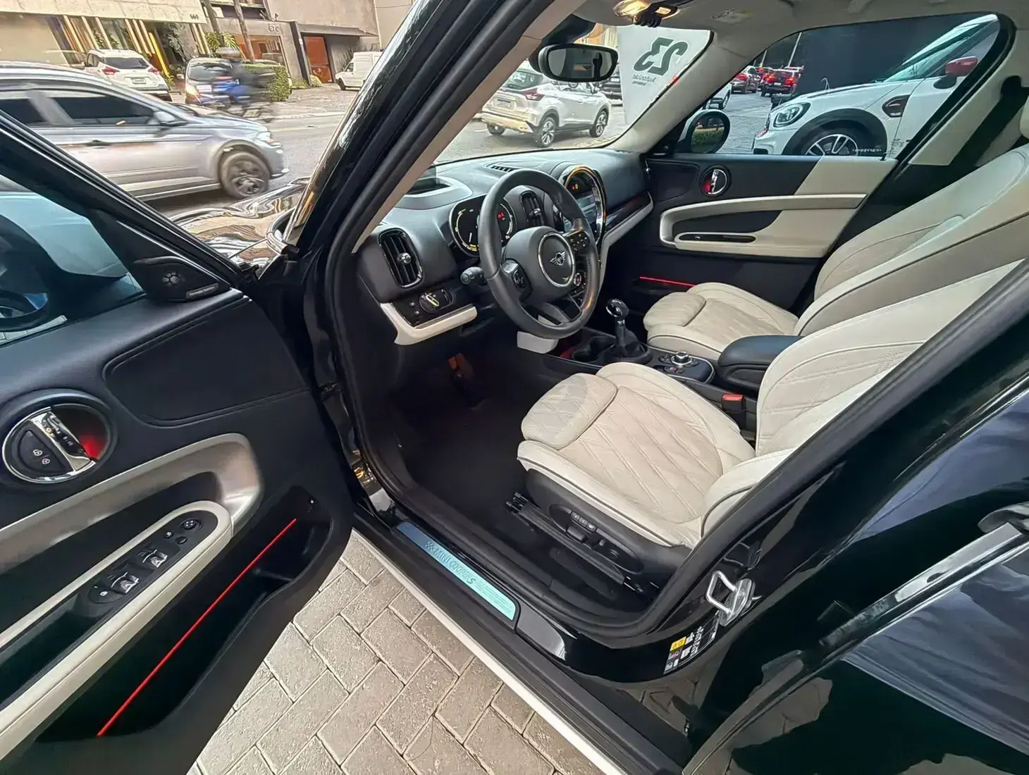 galeria Cooper Countryman