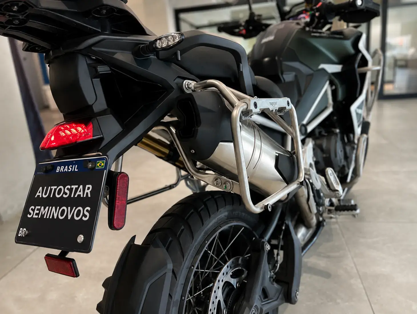 galeria Tiger 1200