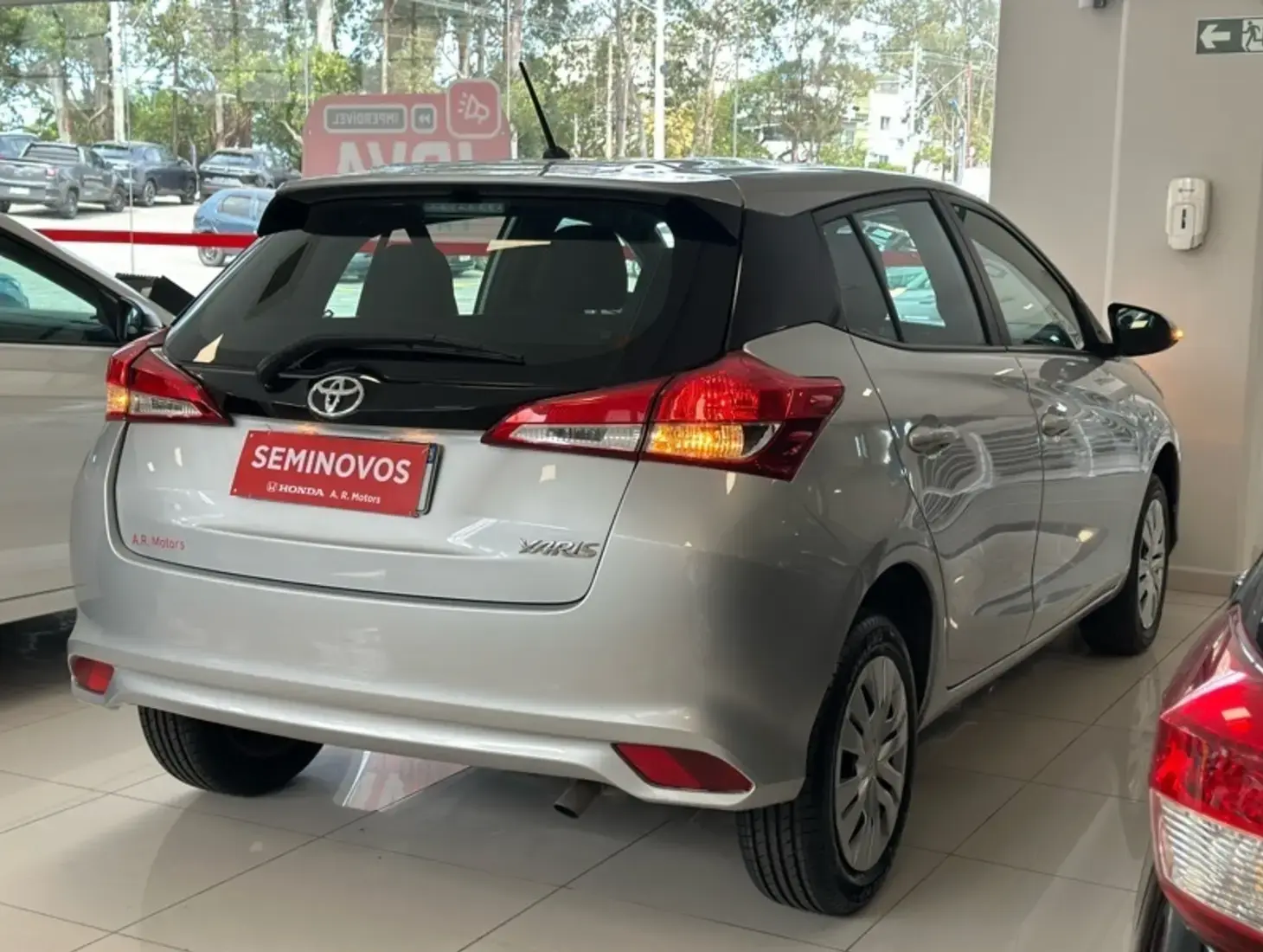 galeria Yaris