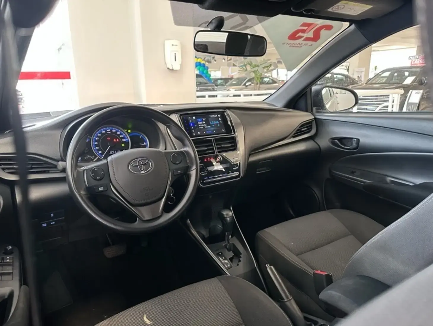 galeria Yaris