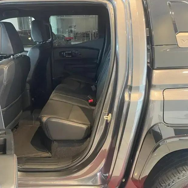 Mitsubishi TRITON KATANA 2.4TDI 16v 4X4 C.D. TRITON KATANA 2.4TDI 16v 4X4 C.D.