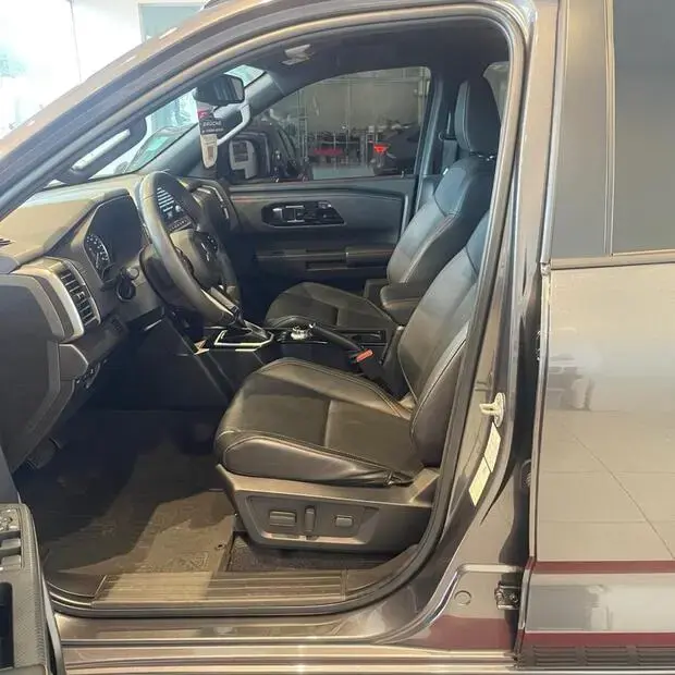 Mitsubishi TRITON KATANA 2.4TDI 16v 4X4 C.D. TRITON KATANA 2.4TDI 16v 4X4 C.D.