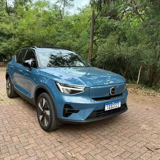 Volvo XC40 P6 RECHARGE ELECTRIC PLUS