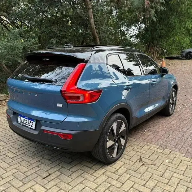 Volvo XC40 P6 RECHARGE ELECTRIC PLUS