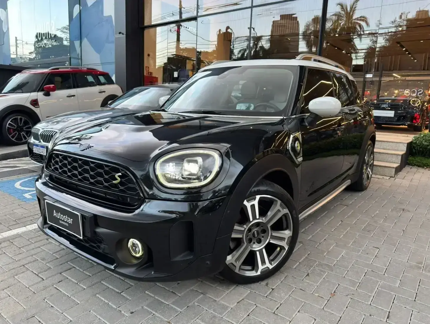 galeria Cooper Countryman