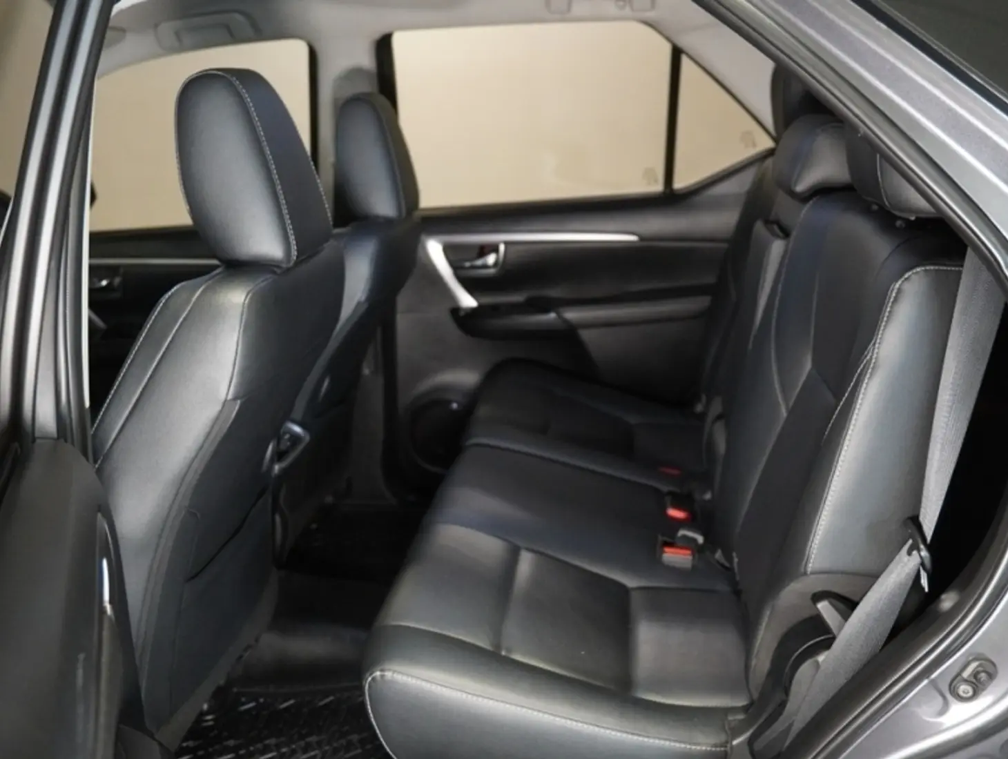 galeria HILUX SW4