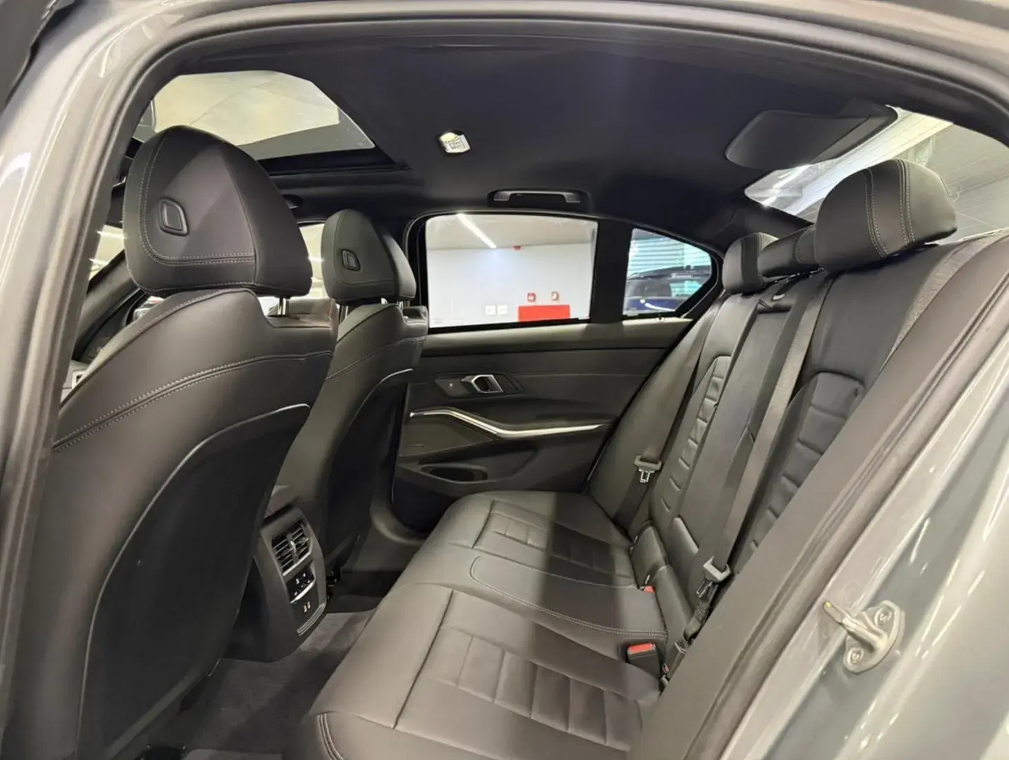 galeria 320i