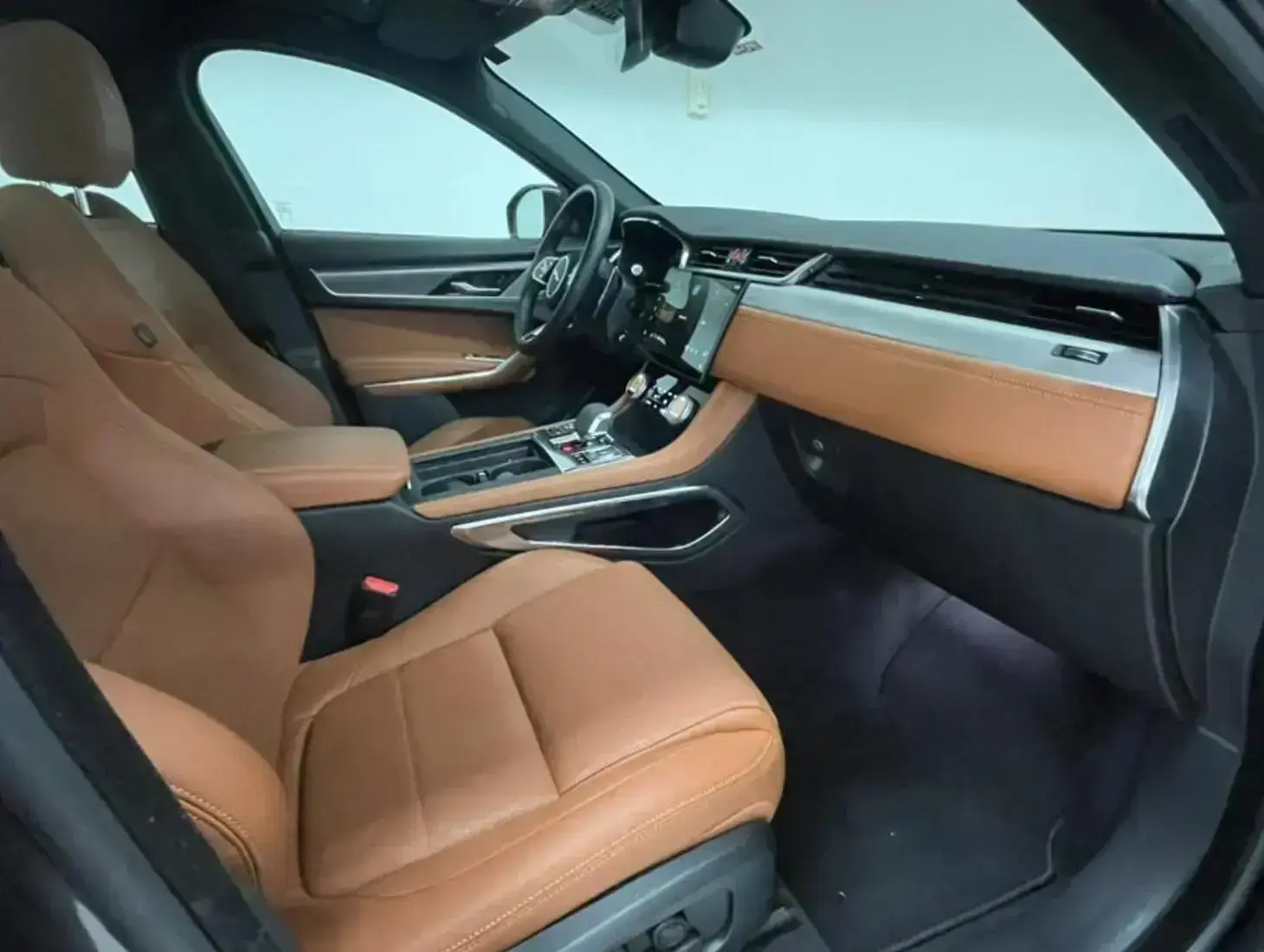 galeria F-Pace