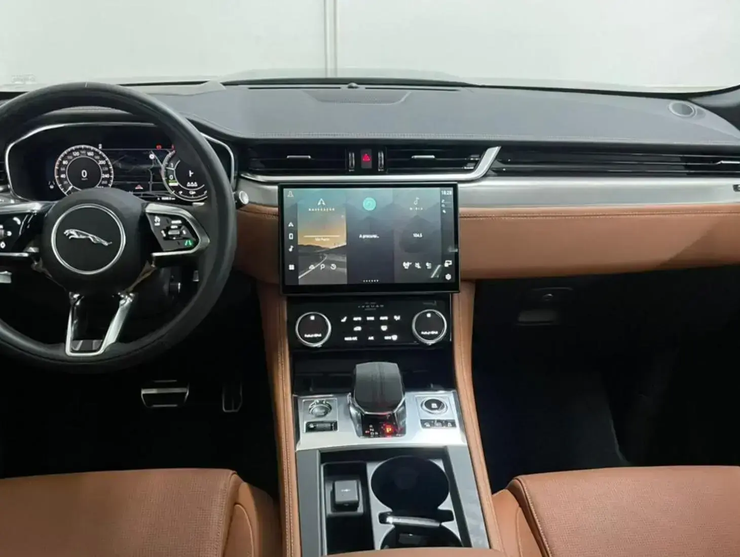 galeria F-Pace