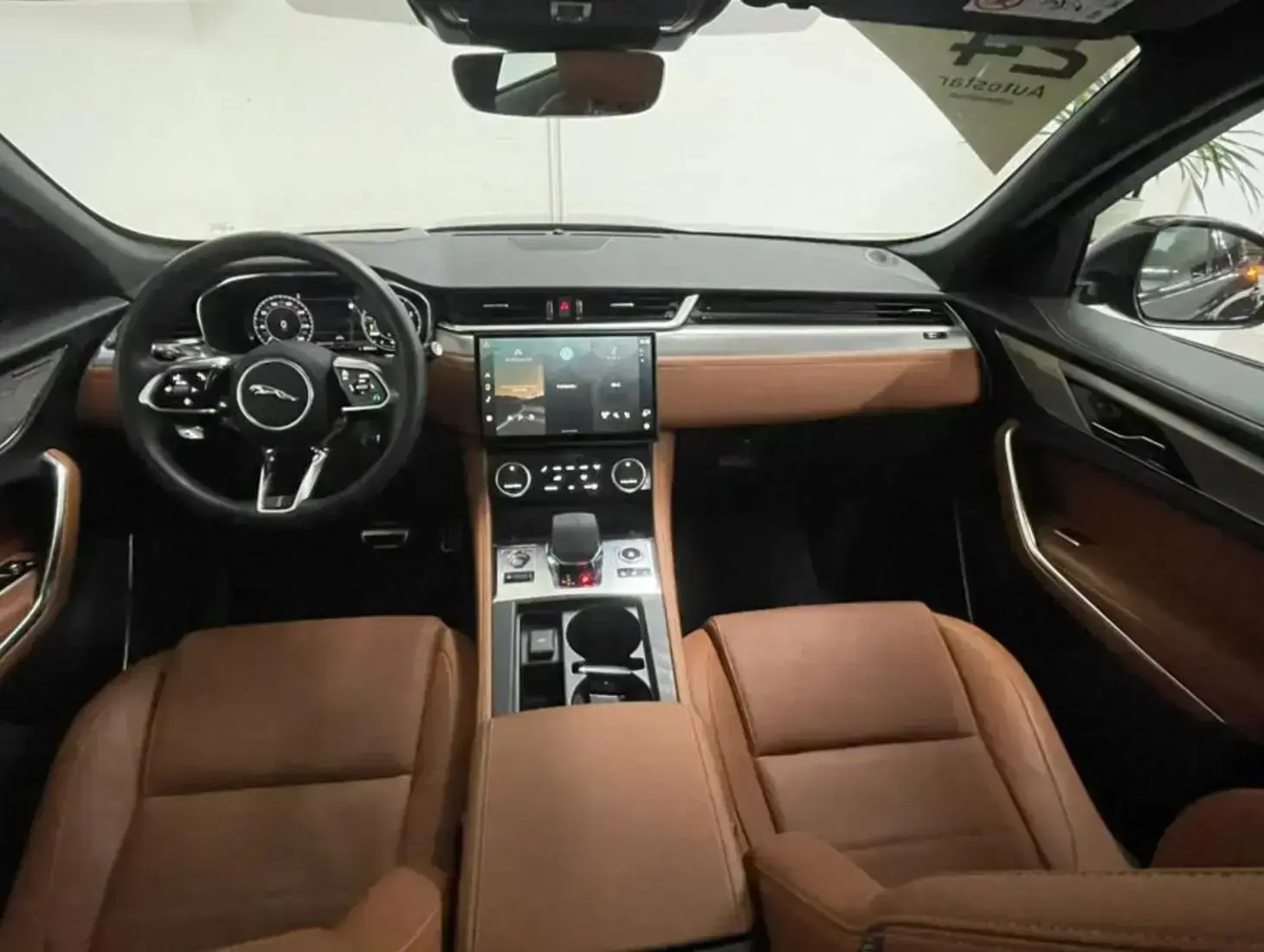 galeria F-Pace