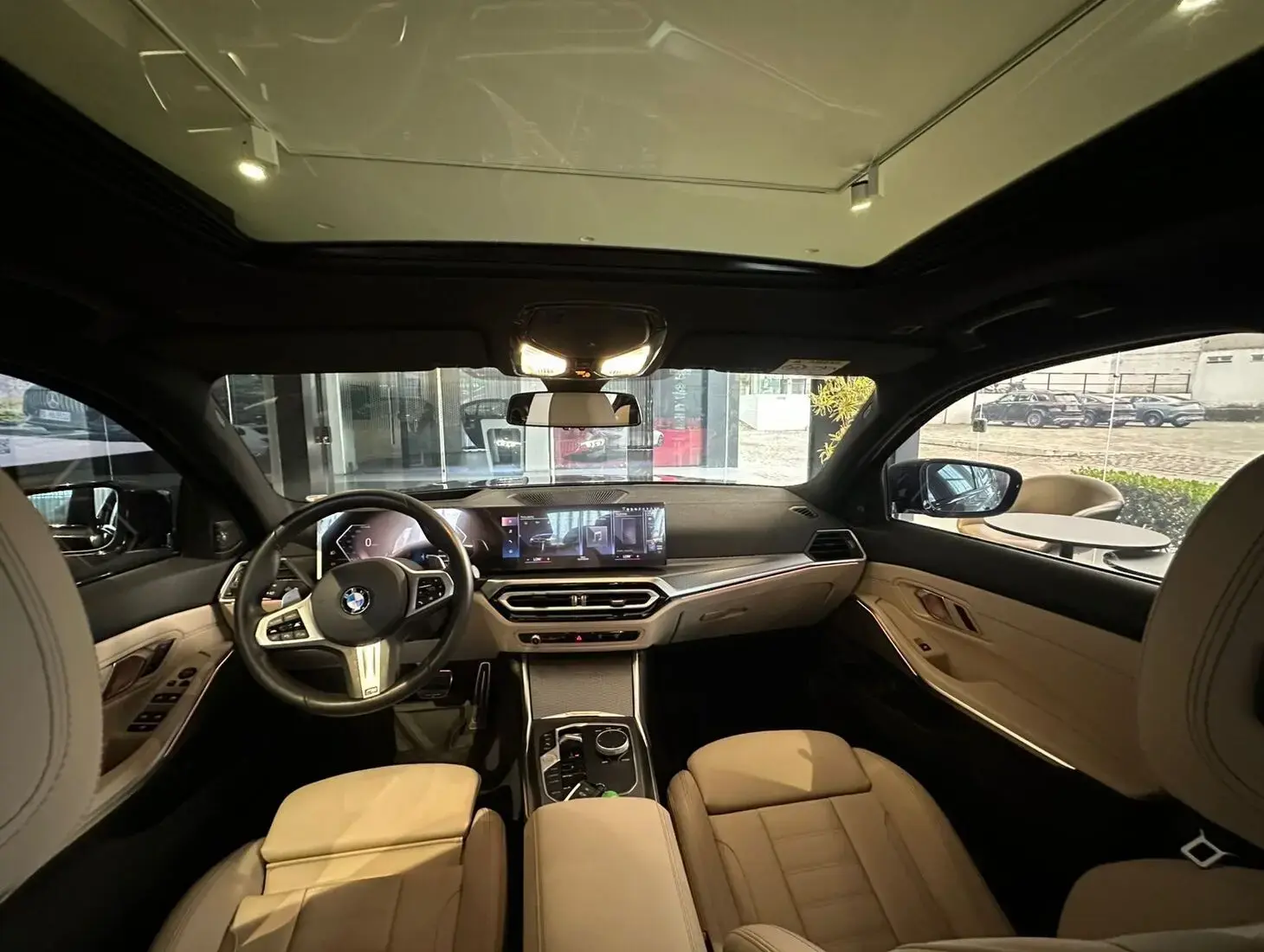 galeria 320i