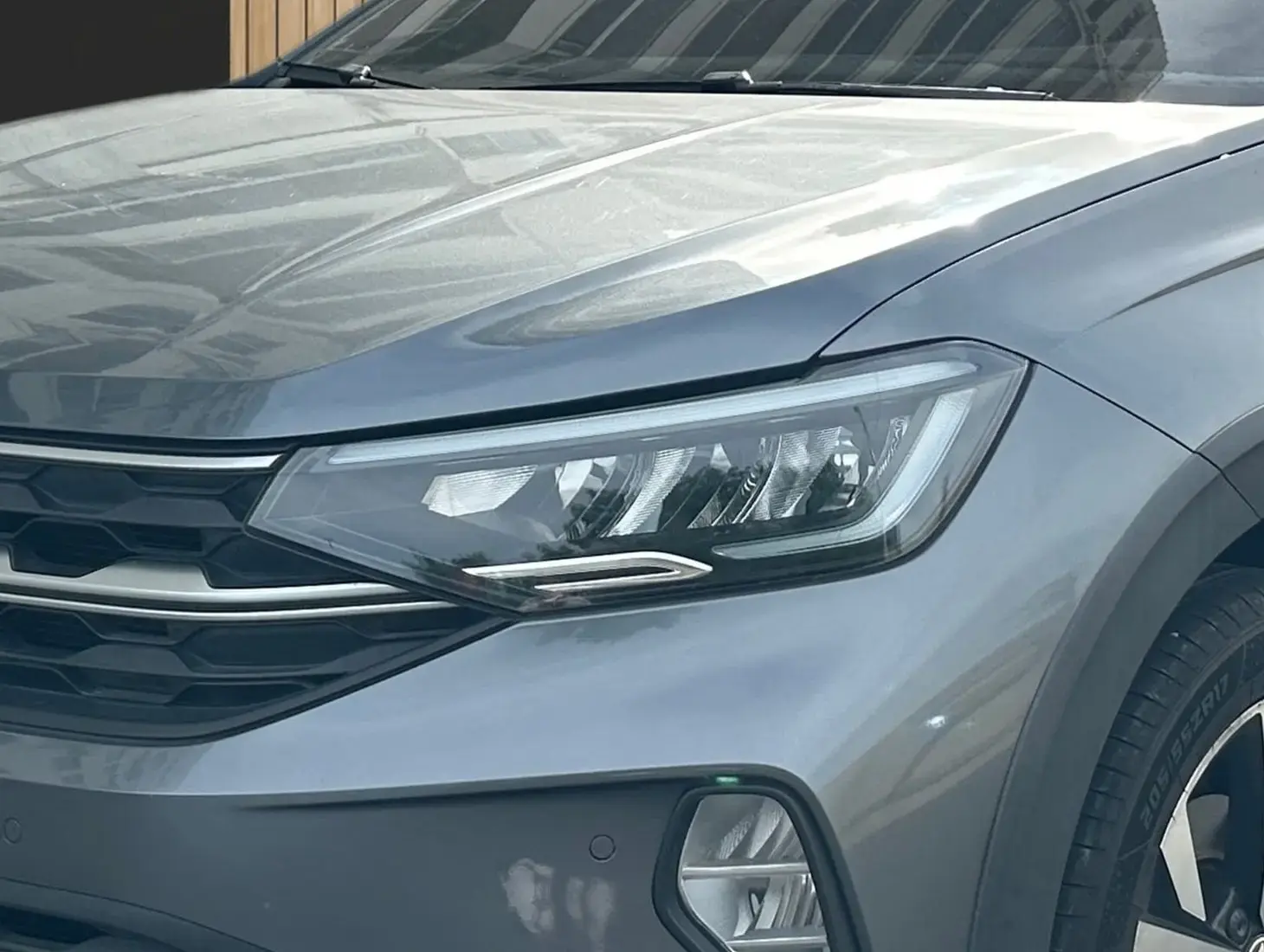 galeria Nivus Highline 1.0 200 TSI Flex Aut.