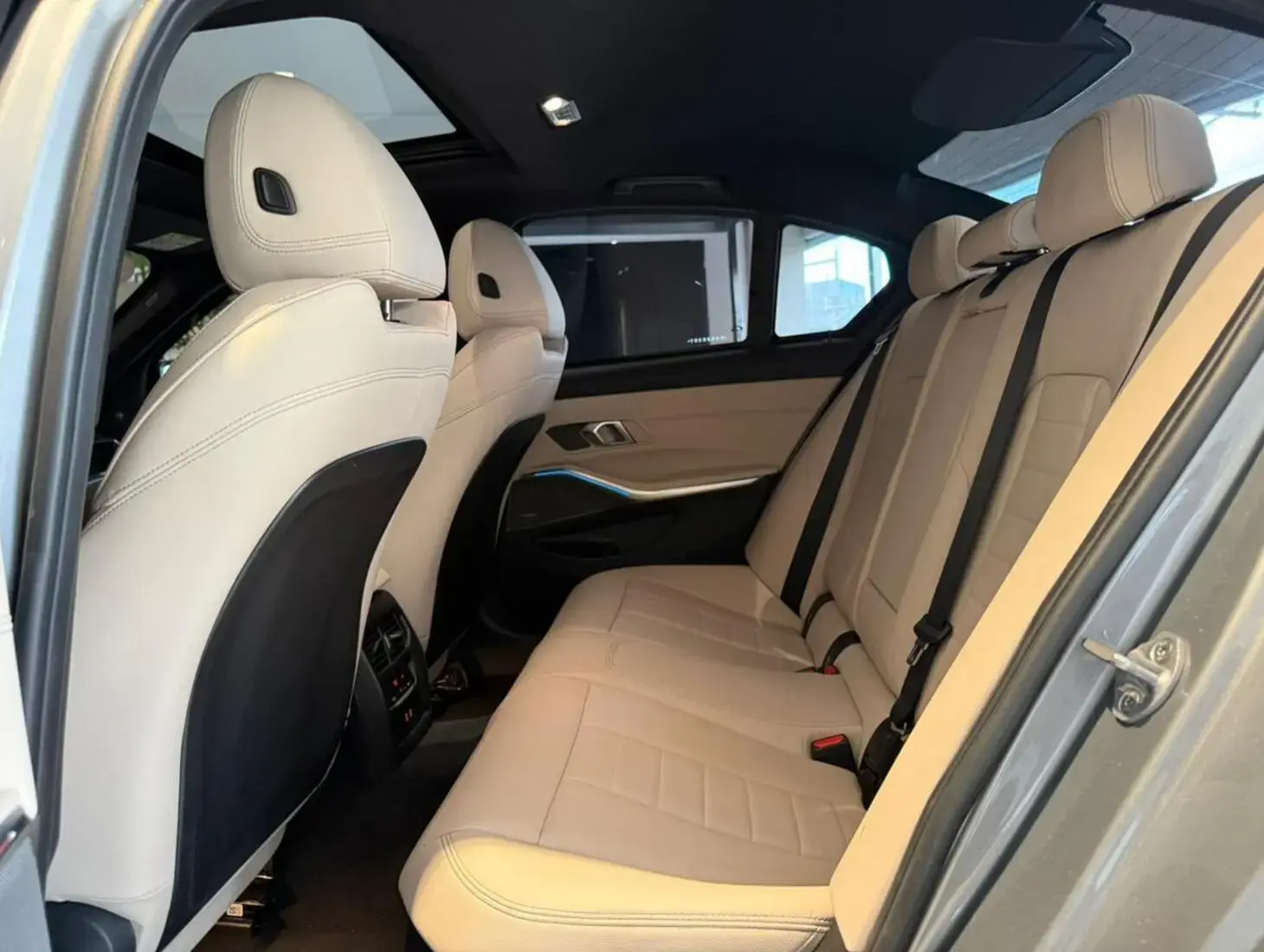 galeria 320i