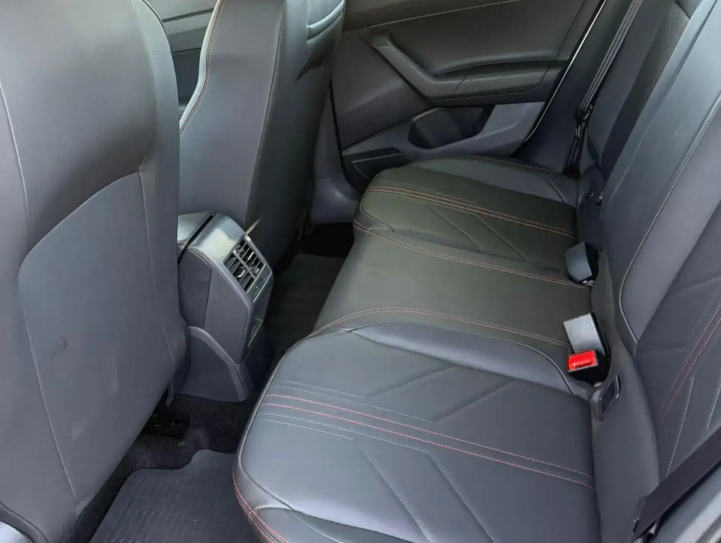 galeria NOVO NIVUS GTS 1.4 TSI - 2025/2026