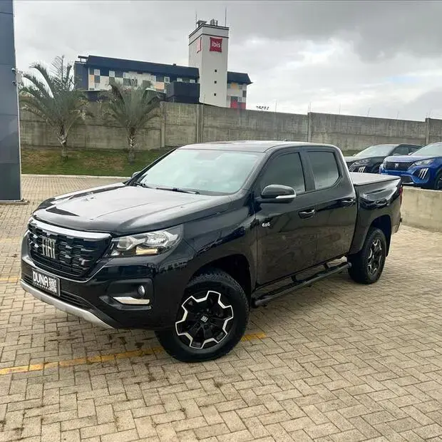 Fiat TITANO 2.2 TURBO DIESEL VOLCANO 4X4 AT6