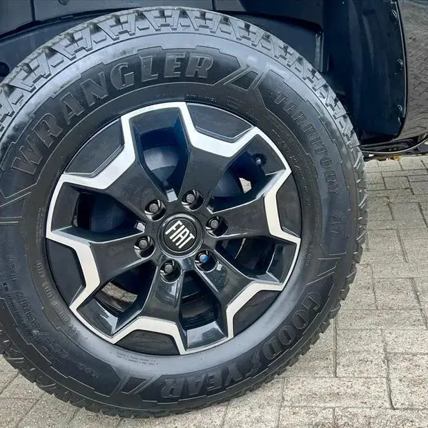 Fiat TITANO 2.2 TURBO DIESEL VOLCANO 4X4 AT6