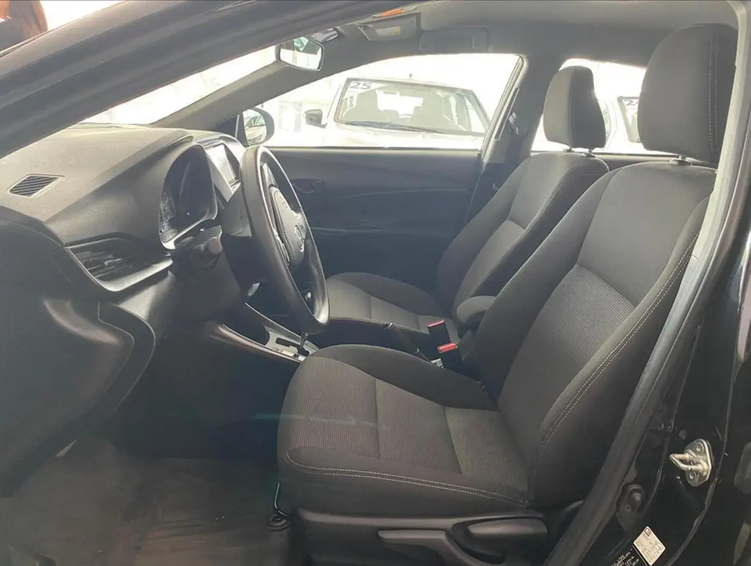 galeria YARIS