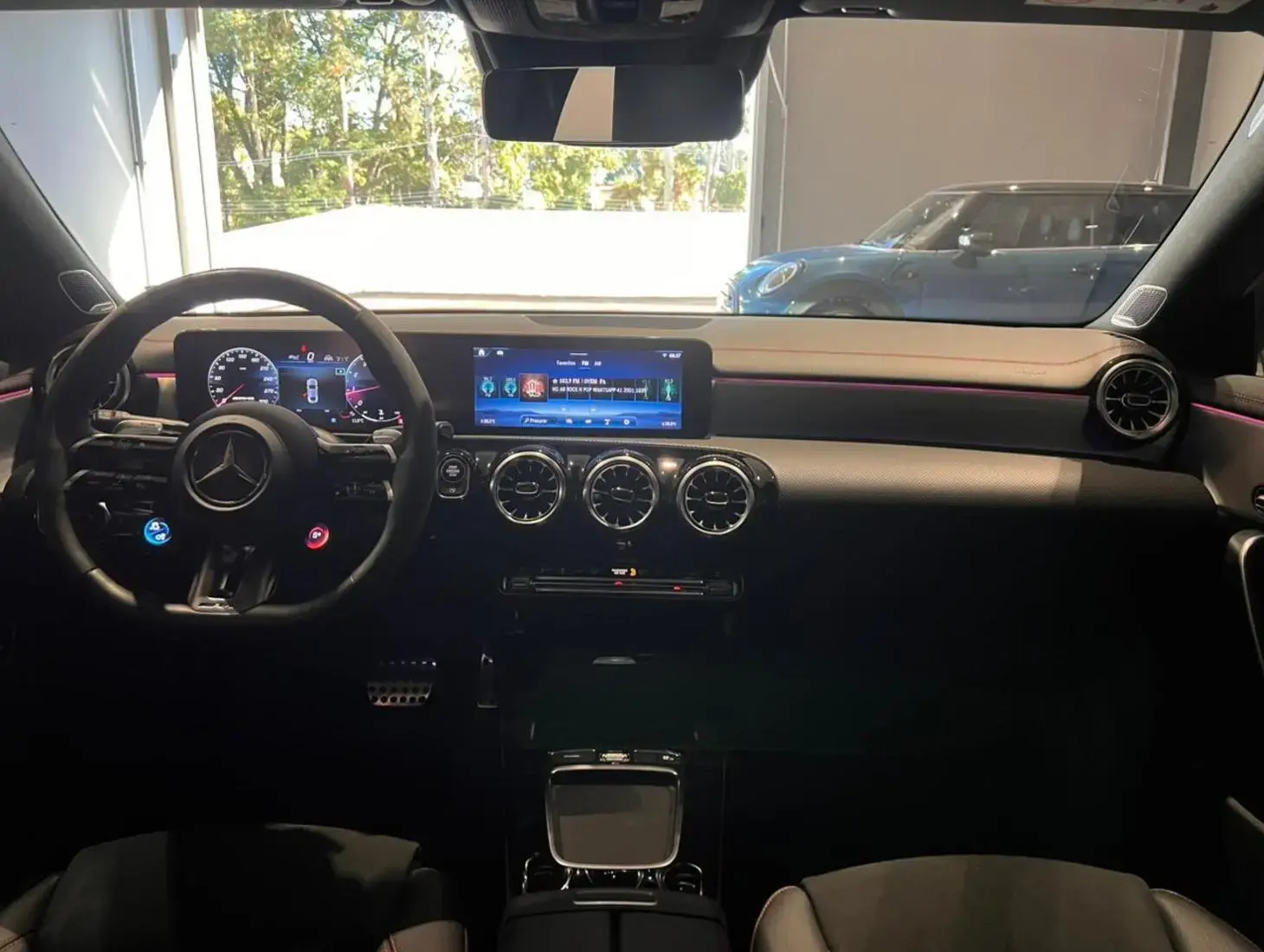 galeria CLA 45 AMG