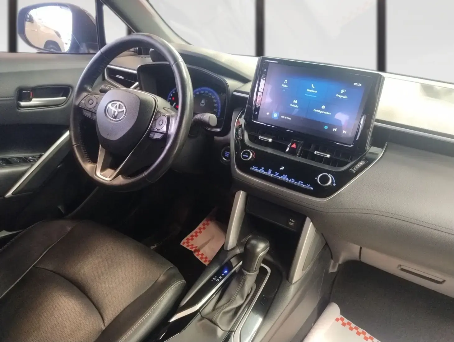 galeria Corolla Cross