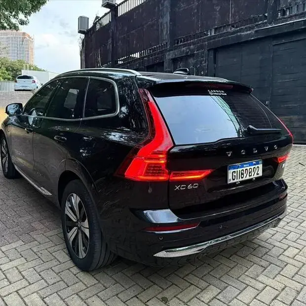 Volvo XC60 2.0 T8 RECHARGE PLUS AWD GEARTRONIC