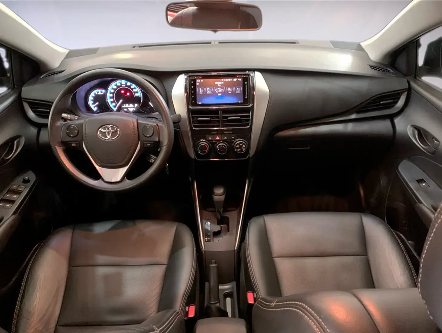 galeria YARIS