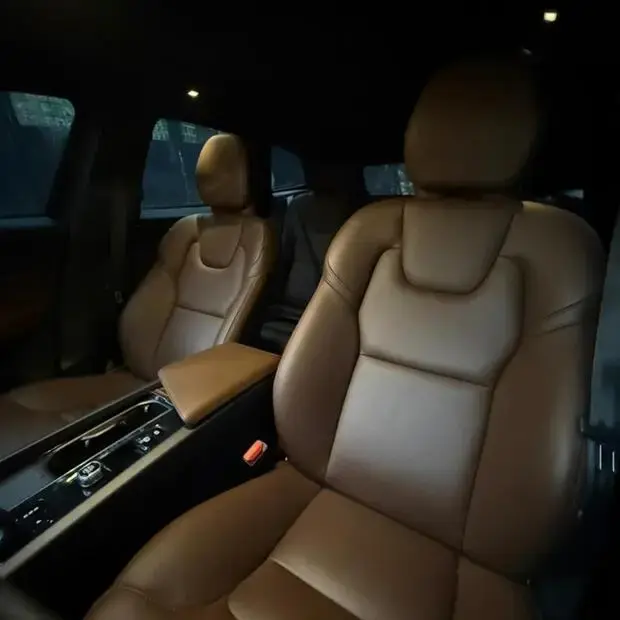Volvo XC60 2.0 T8 RECHARGE PLUS AWD GEARTRONIC