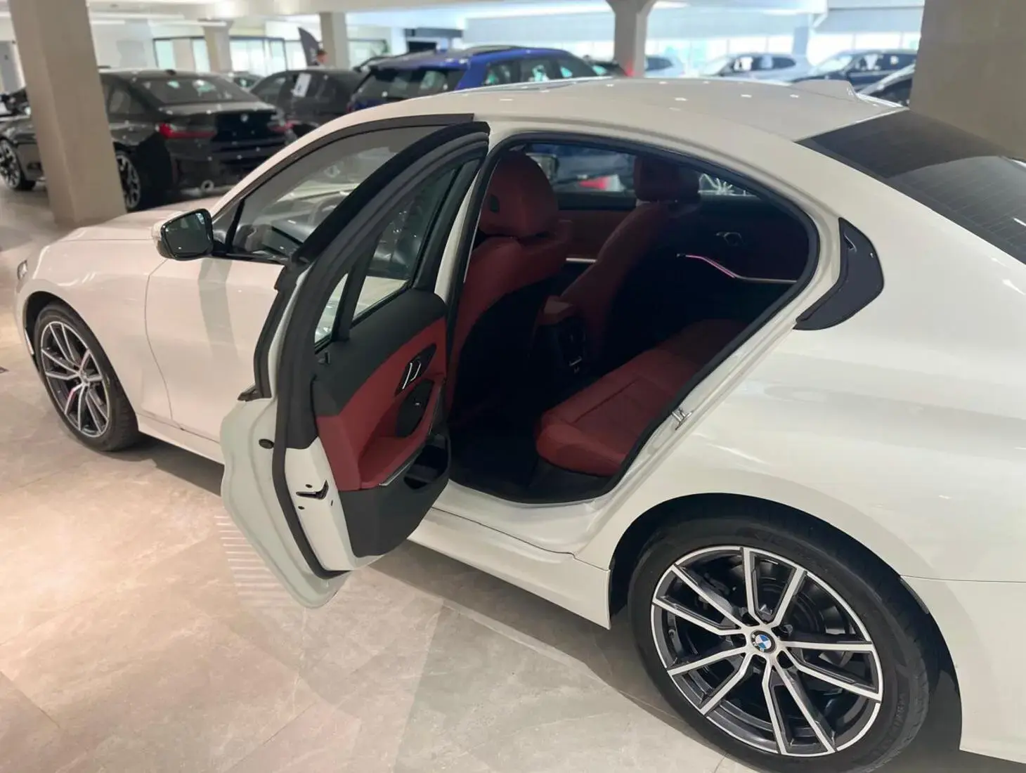 galeria 320i