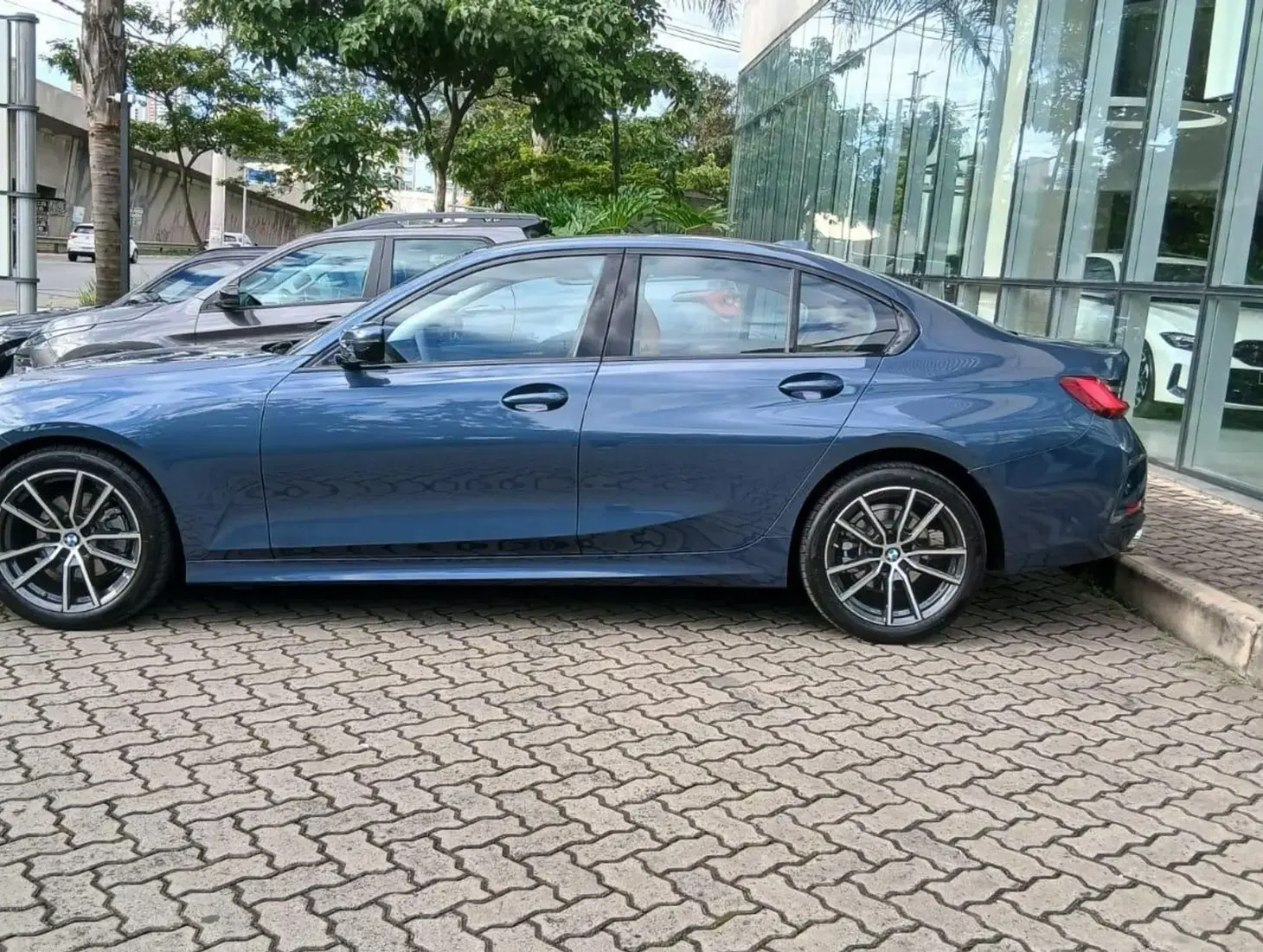 galeria 320i