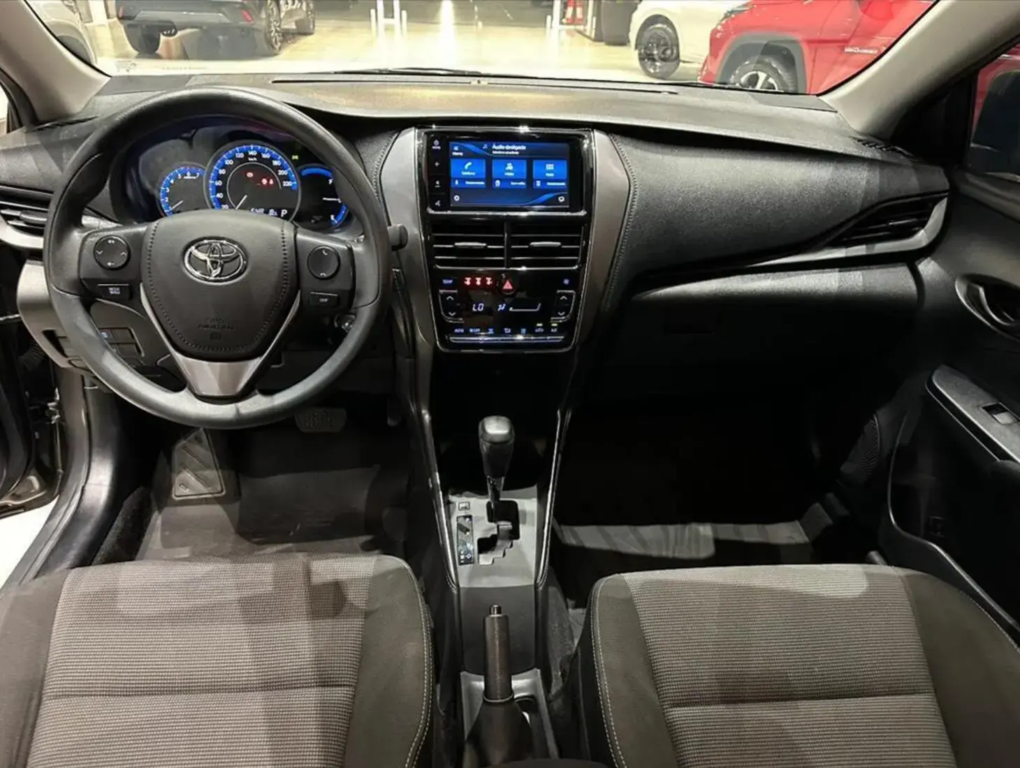 galeria YARIS