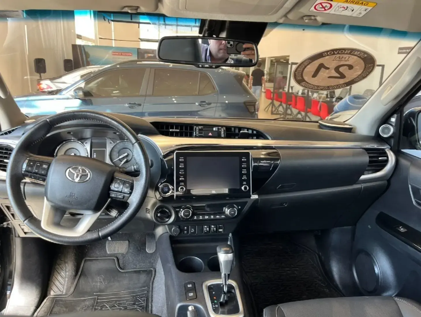 galeria HILUX