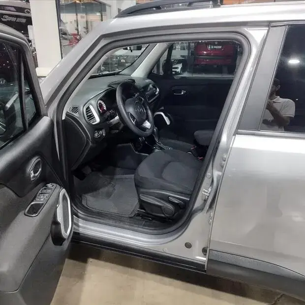 Jeep RENEGADE 1.8 16V FLEX SPORT 4P AUTOMÁTICO