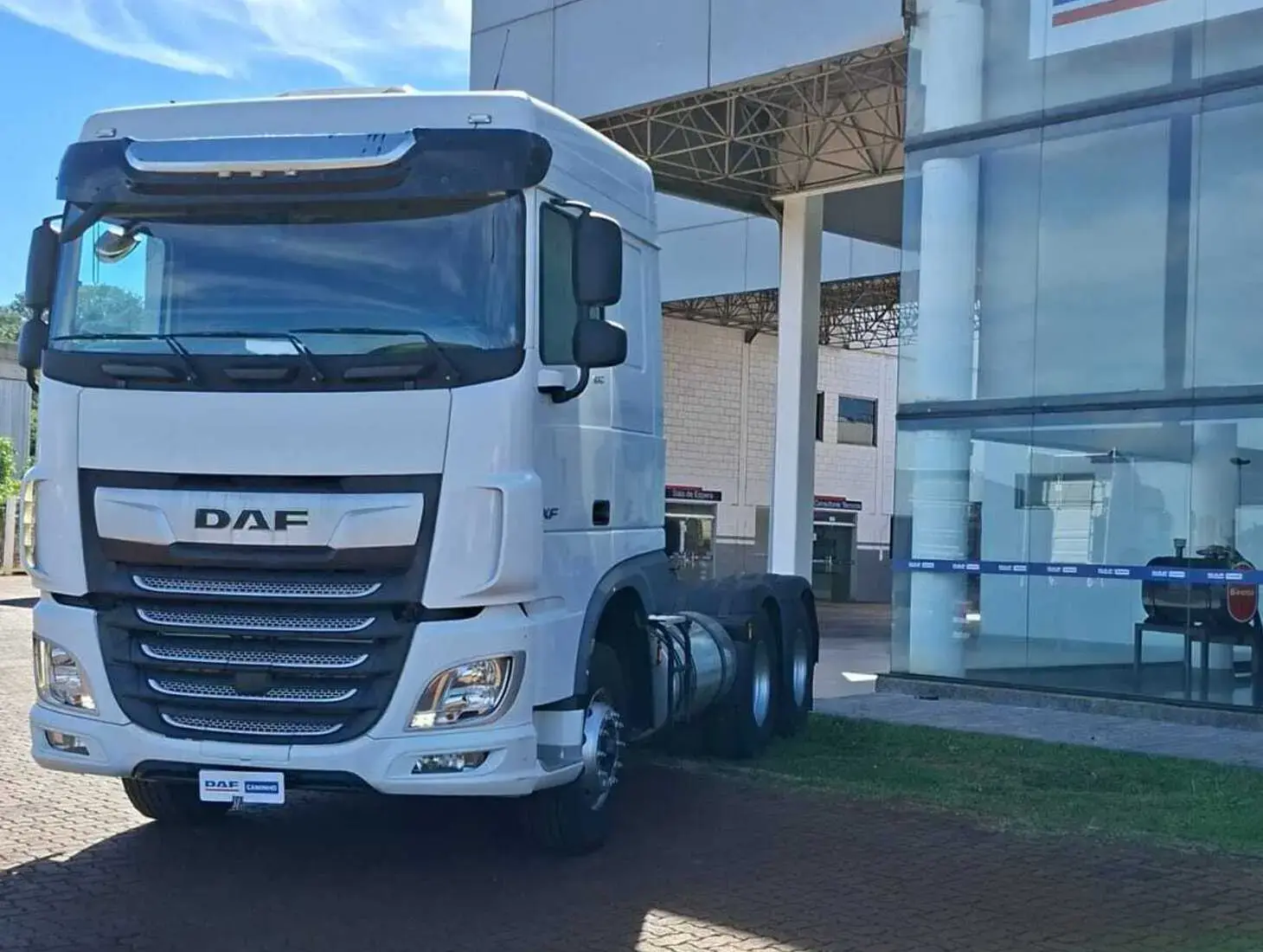 galeria DAF XF FTT 530 6X4