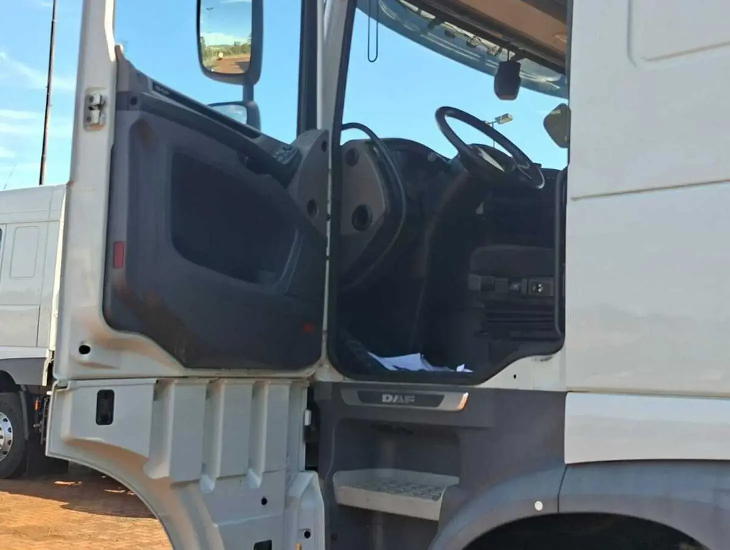 galeria DAF XF FTT 530 6X4