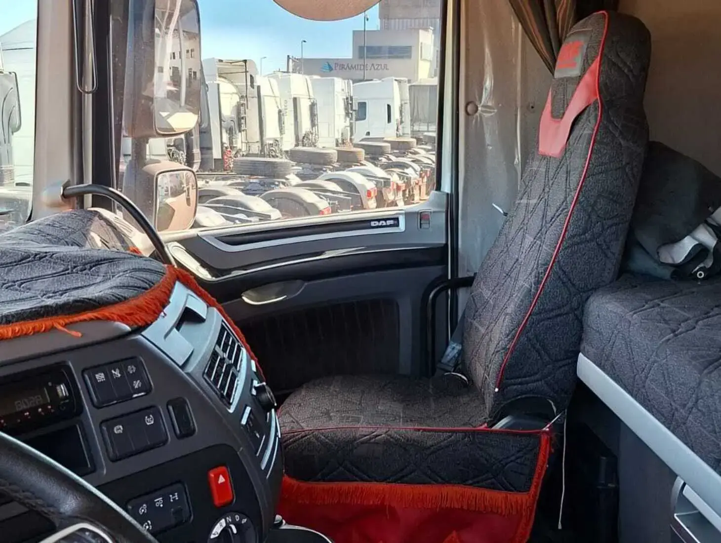 galeria DAF XF FTS 480 6X2