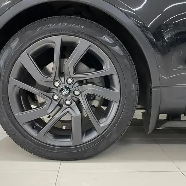 Land Rover Discovery 3.0 TD6 HSE 4WD