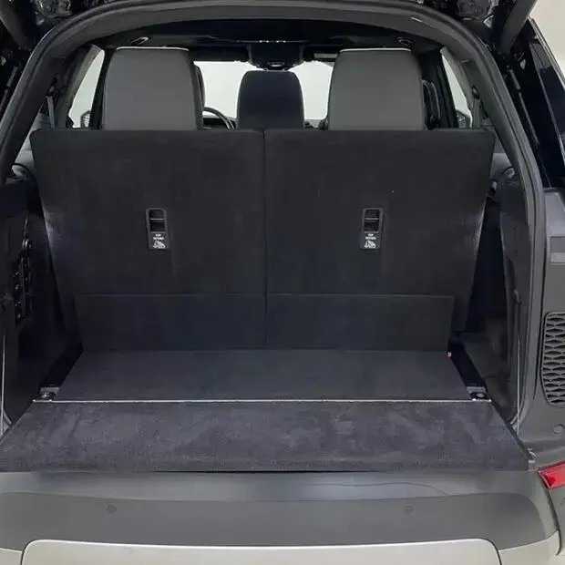 Land Rover Discovery 3.0 TD6 HSE 4WD