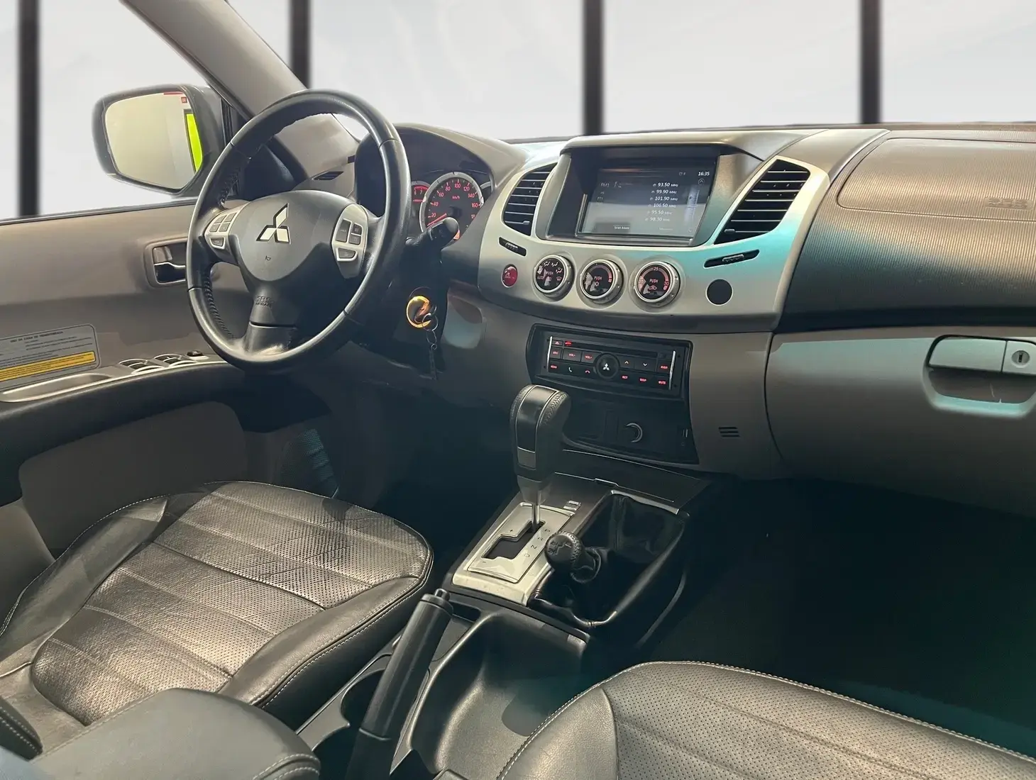 galeria L200 Triton Sport