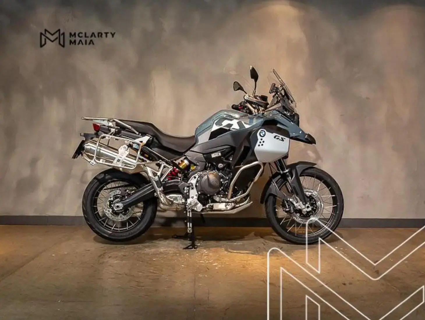 galeria F 900