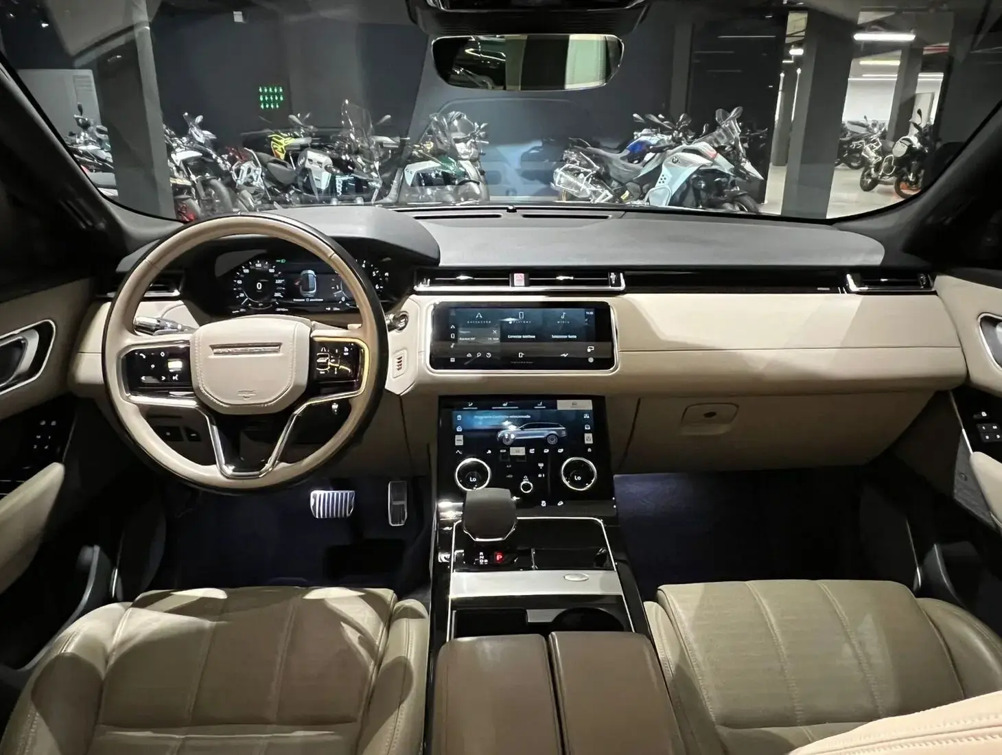 galeria Range Rover Velar