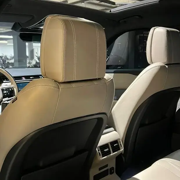 Land Rover Range Rover Velar R-Dynamic HSE 3.0 V6 4WD