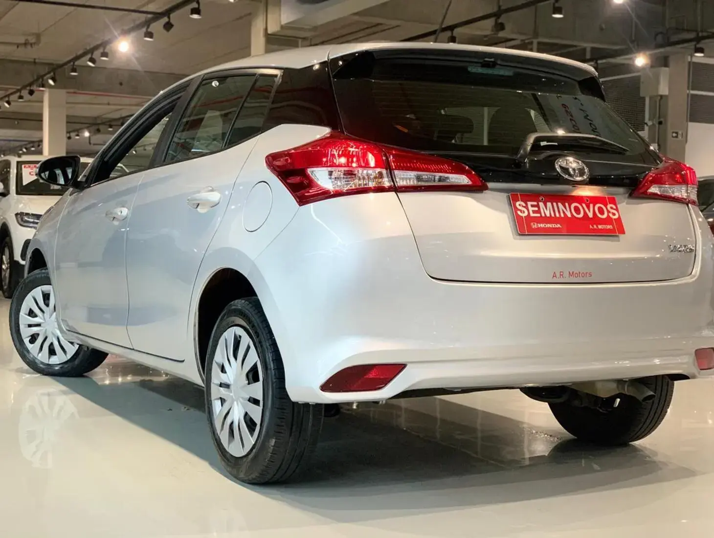 galeria Yaris