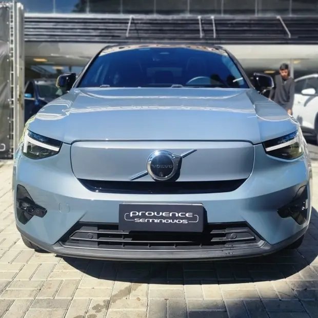 Volvo C40 P8 RECHARGE PURE ELECTRIC AWD